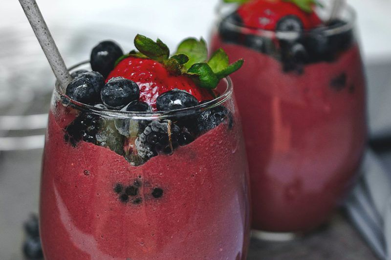 SWIISH-berry-blend-smoothie