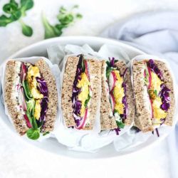 SWIISH-turmeric-chicken-&-salad-sandwich