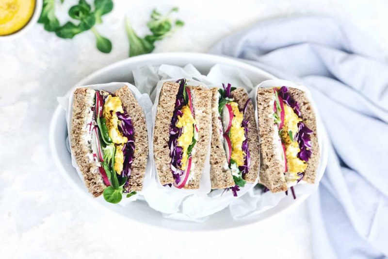 SWIISH-turmeric-chicken-&-salad-sandwich